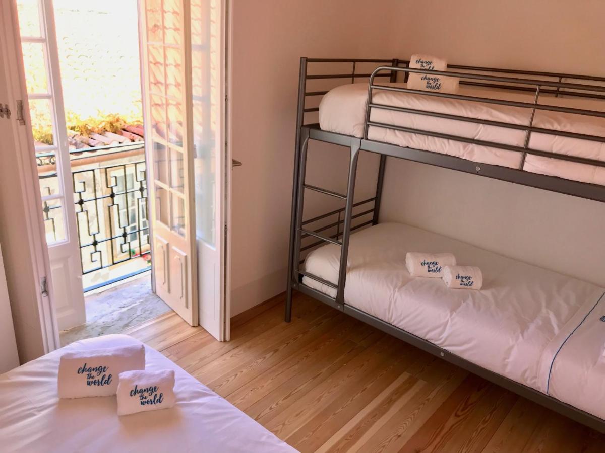 Cama em Dormitório Misto com 3 Camas